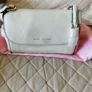 Marc Jacobs Pebbled Leather Crossbody in Soft White